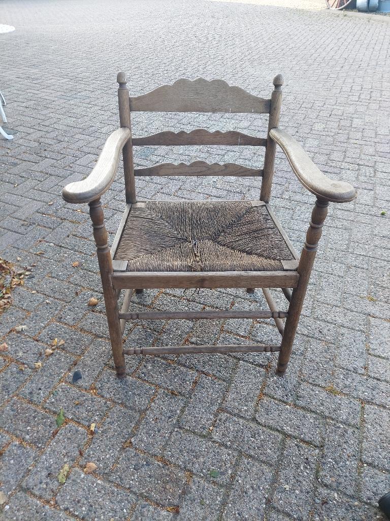 vintage oude houten stoel fauteuil retro stoel, Huis en Inrichting, Stoelen, Ophalen, Gebruikt, Bruin, Hout