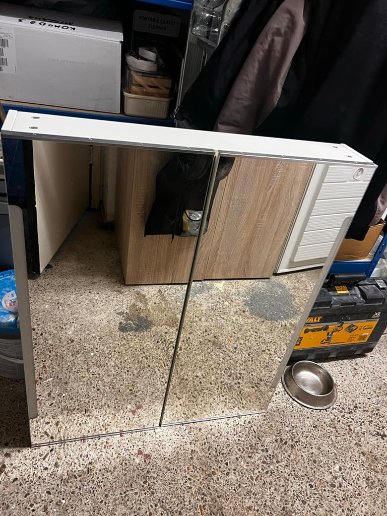IKEA STORJORM Spiegelkast met verlichting, Huis en Inrichting, Ophalen, Gebruikt, 75 tot 100 cm, Minder dan 100 cm