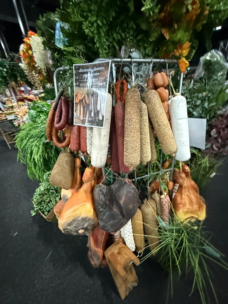 Professionele Dummy, Decoratie, kunst, nep Worst , Worsten, Ophalen, Zo goed als nieuw