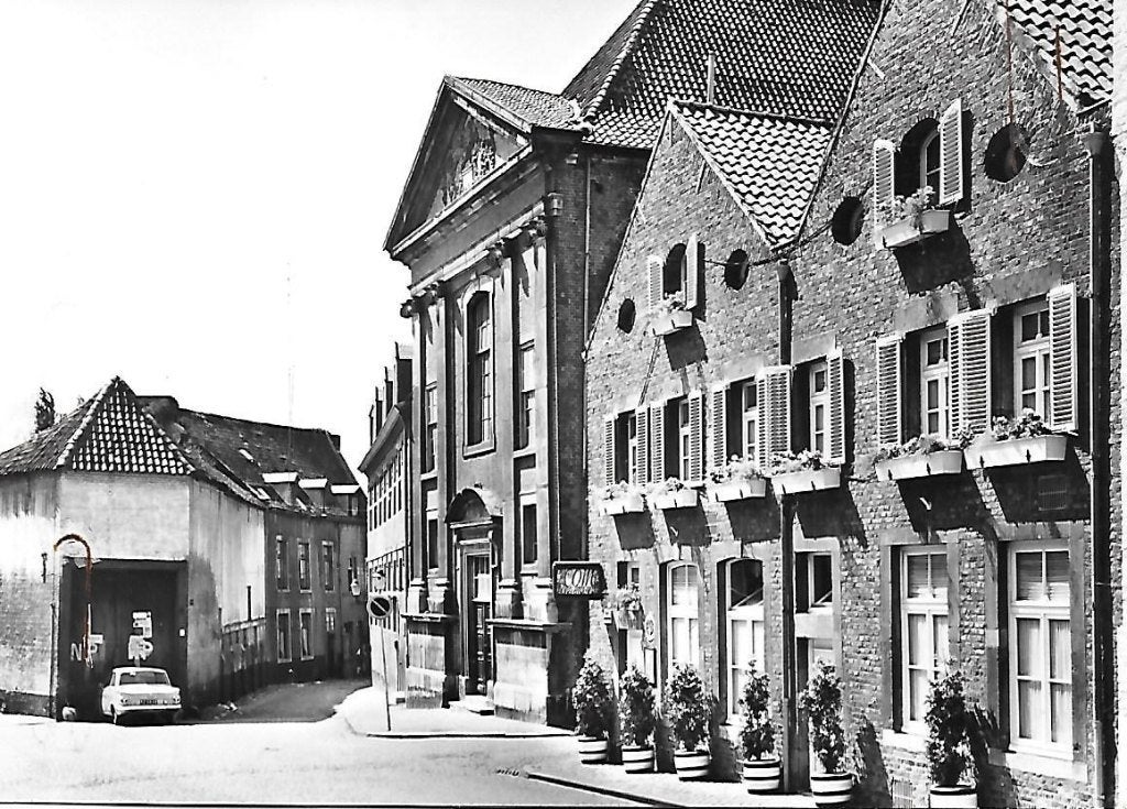 Maastricht Ezelmarkt 4 Oude ongelopen ansichtkaart ( 6937), Ophalen of Verzenden, 1940 tot 1960, Gelopen, Limburg