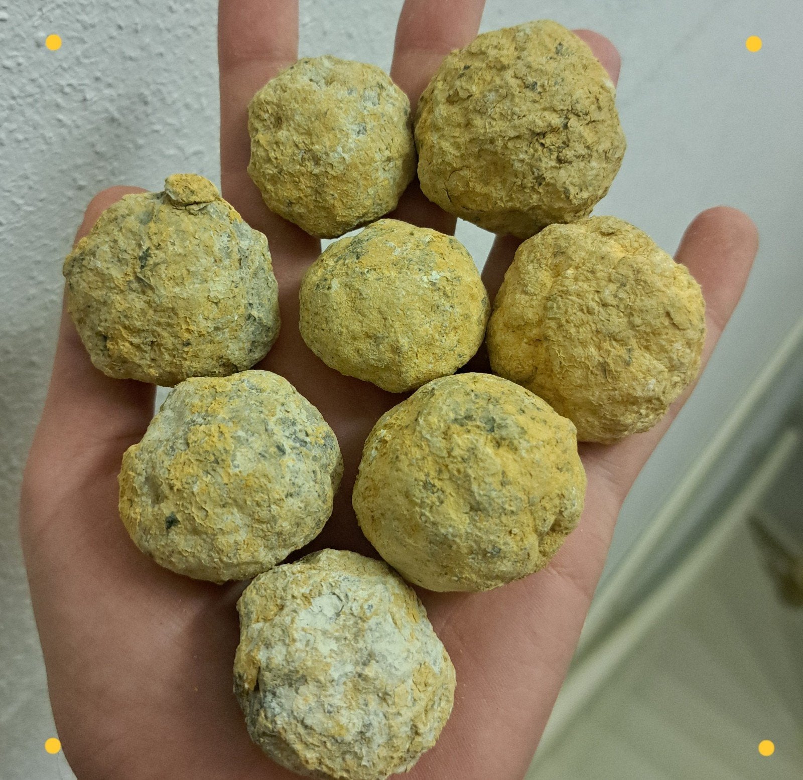 8x Bergkristal Geode om zelf te kraken edelstenen Geodes, Ophalen of Verzenden