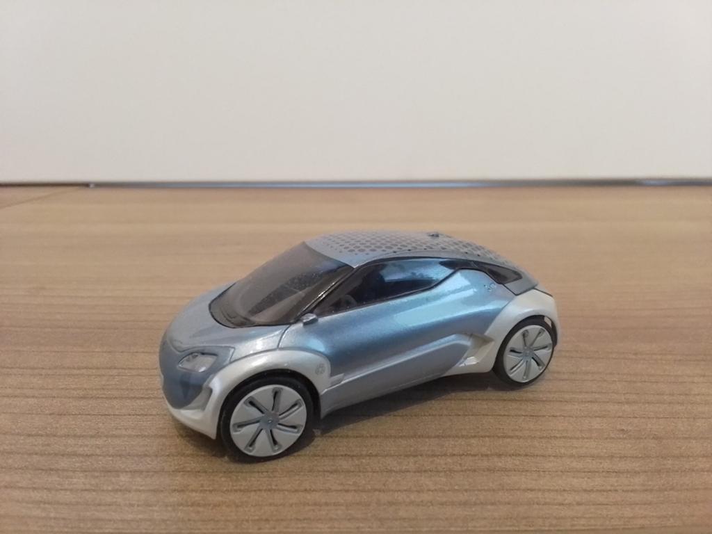 Keng Fay Toys.  RENAULT  ZOE.  blauw metalic., Ophalen of Verzenden, Zo goed als nieuw, Auto, Overige merken