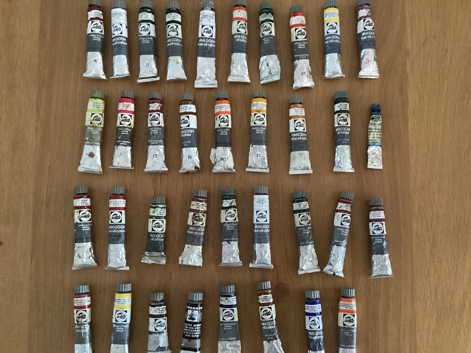 Talens van Gogh oileverf 35 tubes van 22 ml, Hobby en Vrije tijd, Ophalen of Verzenden, Zo goed als nieuw