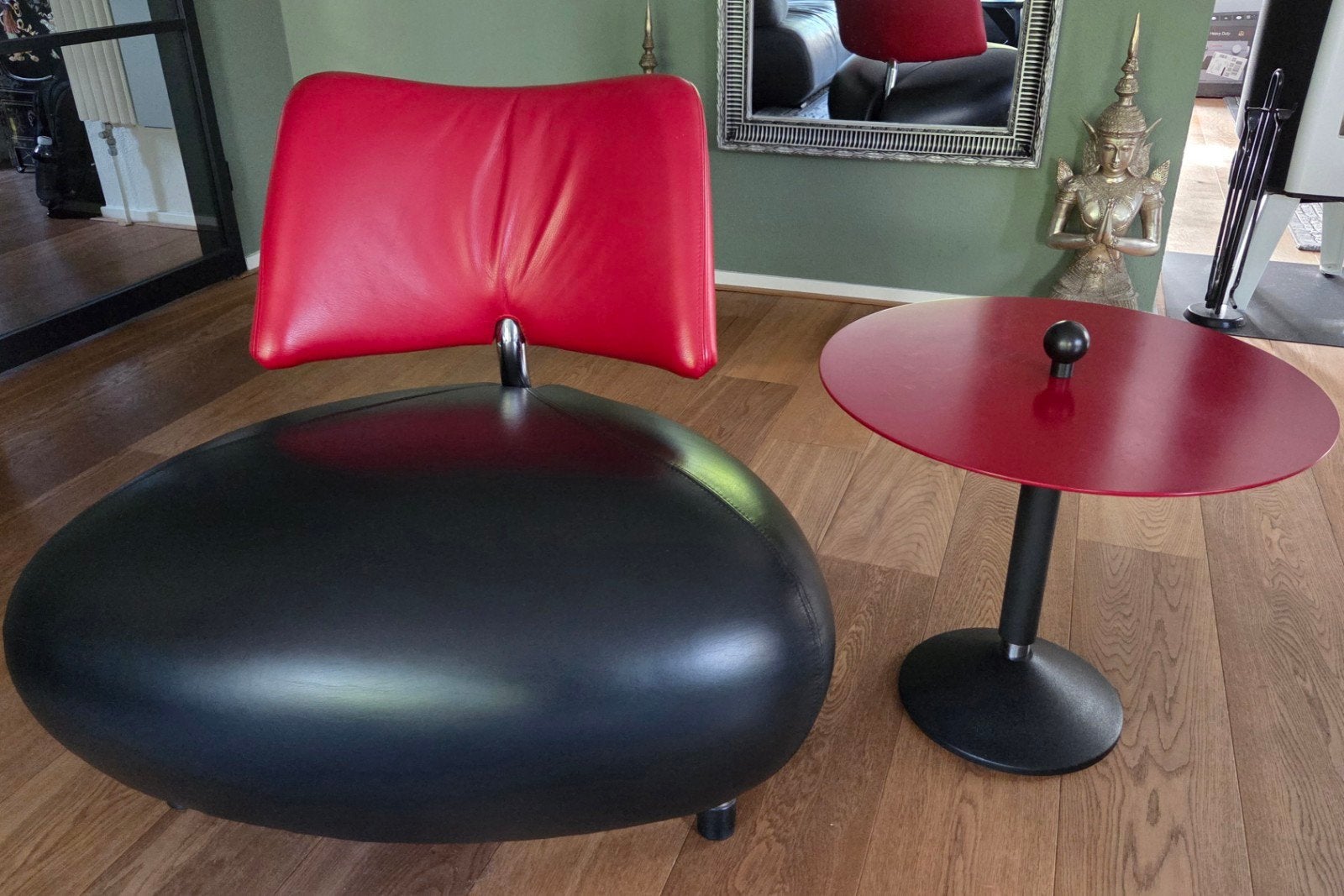 Leolux Pallone (Pa) fauteuil met design bijzettafel, Ophalen of Verzenden, Zo goed als nieuw, Leer, Design