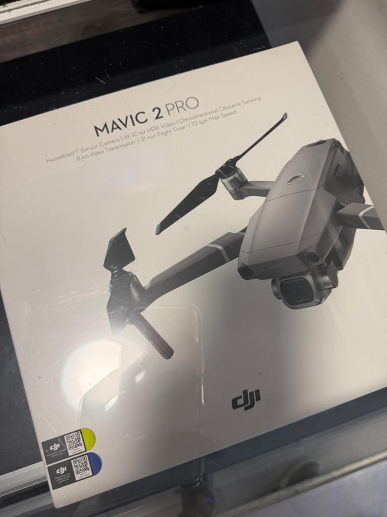 DJI Mavic 2 Pro Hasselblad Nieuw in Doos + Extra Accu’s, Ophalen, 30 tot 45 minuten, Cameradrone, 5 tot 10 kilometer