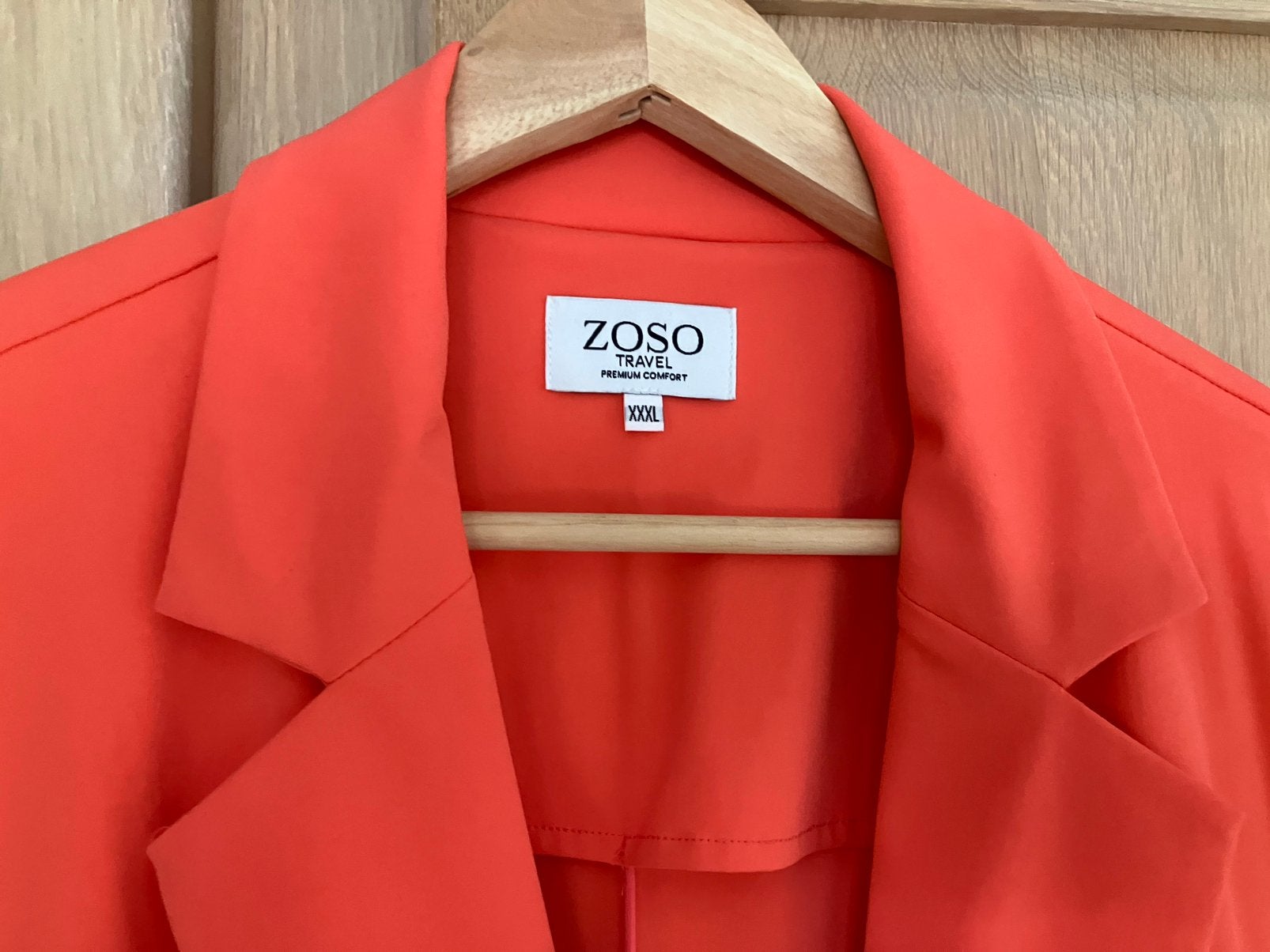 ZOSO nieuwe travelstofblazer koraal klr lengte 63 mt XXL/44, Kleding | Dames, Overige kleuren, Verzenden, Maat 42/44 (L), Nieuw