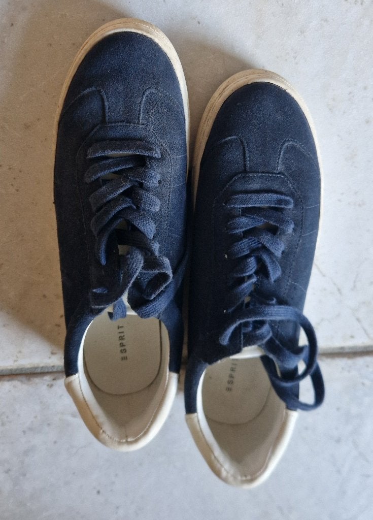 Zwarte laarsjes/blauwe schoenen BIEDEN vanaf €10,-, Zwart, Lage of Enkellaarzen, Ophalen of Verzenden, Gedragen