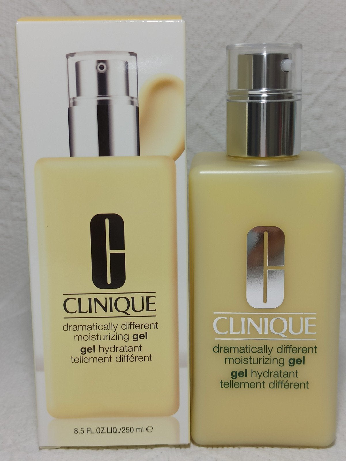Clinique Dramatically Different Moisturizing Gel 250 ml, Verzenden, Nieuw, Gehele gezicht, Verzorging