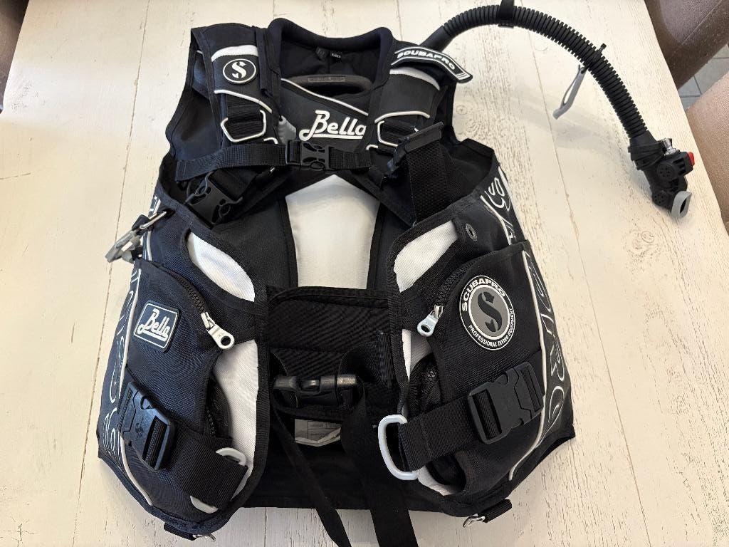 Scubapro Bella trimvest met Air2/inflator. Maat MD. ZGAN!, Ophalen of Verzenden, Zo goed als nieuw, Trimvest of Wing