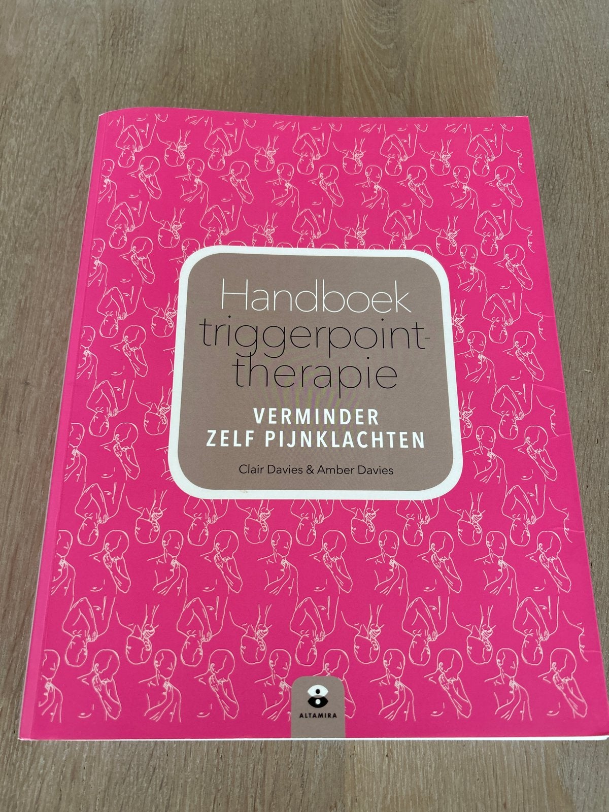 Handboek triggerpoint-therapie: Verminder zelf pijnklachten, Ophalen of Verzenden, Zo goed als nieuw, Gezondheid en Conditie