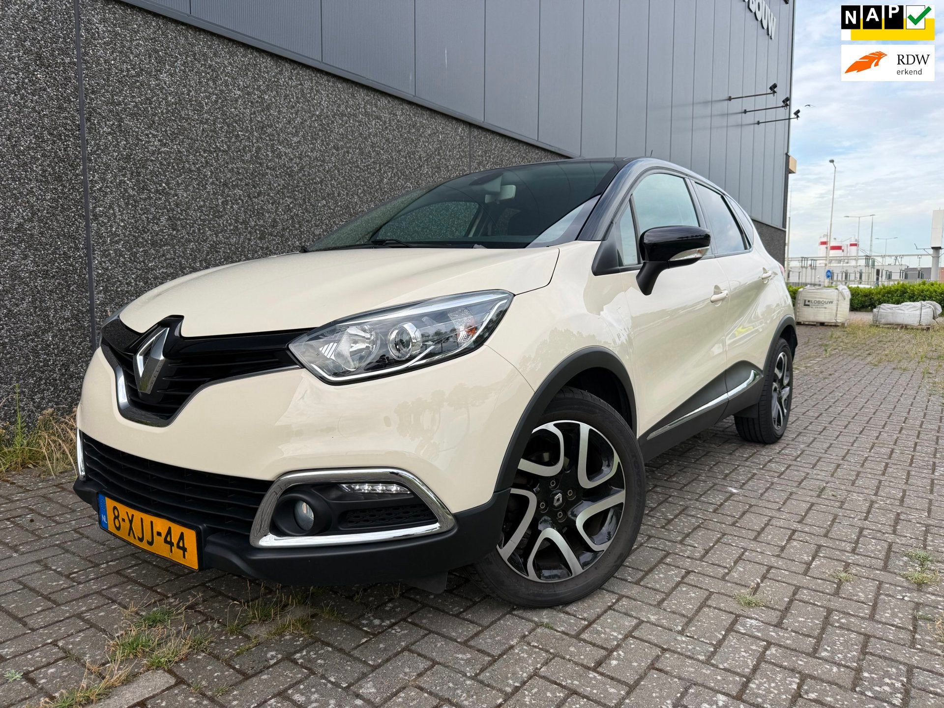 Renault Captur 0.9 TCe Dynamique/CAMERA/CRUISE/NAVI/DEALER O, Voorwielaandrijving, Stof, Gebruikt, Zwart