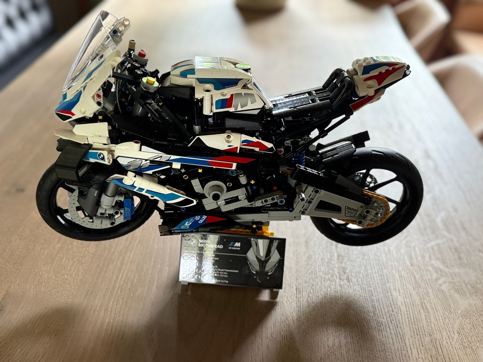 LEGO Technic 42130 BMW M 1000 RR 1:5, Ophalen of Verzenden, Zo goed als nieuw