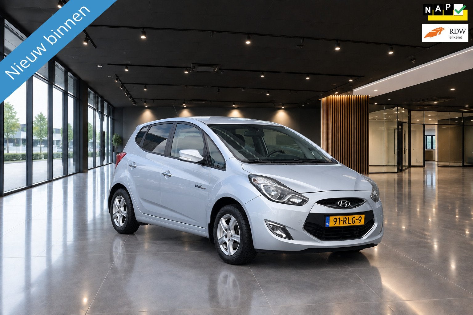 Hyundai Ix20 1.4i I-MOTION 5DRS AIRCO LMV MPV, Auto's, Voorwielaandrijving, Euro 5, Stof, Gebruikt