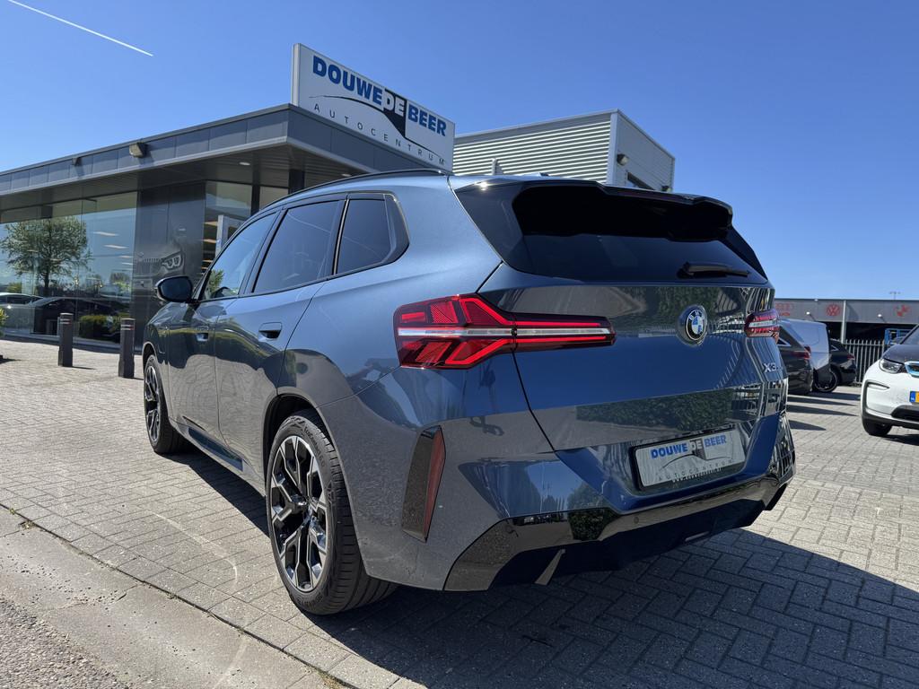 BMW X3 30e xDrive M sport Aut Pano/dak, 360 camera, trekhaak, Automaat, Gebruikt, Euro 6, Blauw