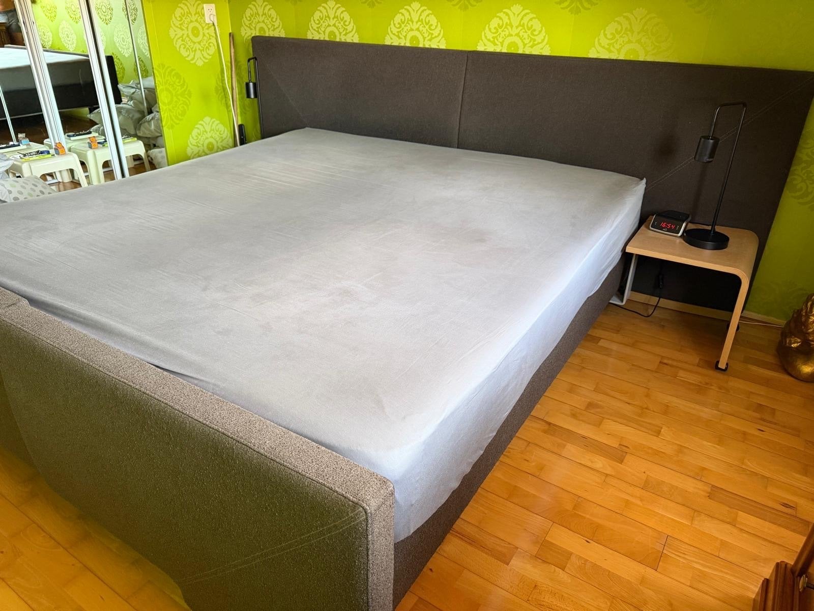 Pullmann tweepersoons boxspringbed met nachtkastjes, Ophalen, Tweepersoons, Zo goed als nieuw, 180 cm