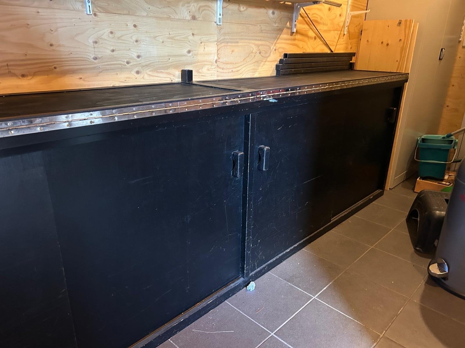 Stevige werkbank -kast uitklapbaar werkblad voor werkplaats, Ophalen of Verzenden, Gebruikt, 120 tot 170 cm, Inklapbaar
