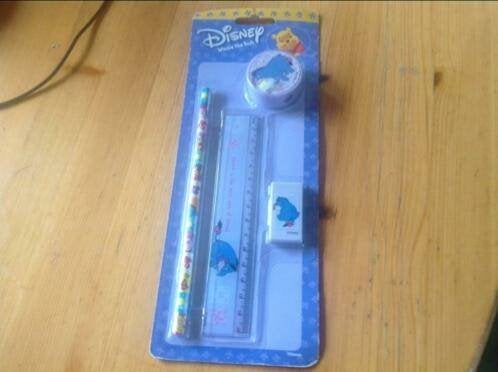 Nieuwe schrijfset Disney Winny the Pooh Iejoor Eejore, Verzamelen, Ophalen of Verzenden, Winnie de Poeh of vrienden, Nieuw, Pen, Potlood of Stift