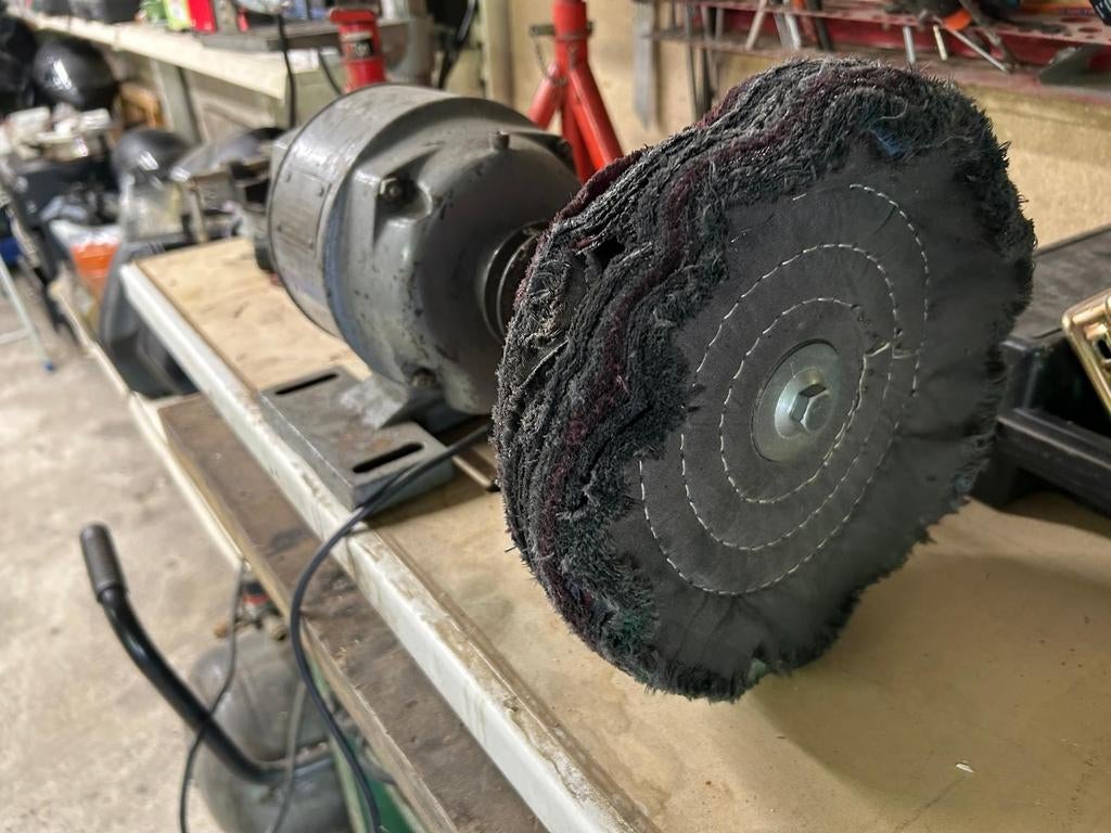 Miele Werkbankslijpmachine met polijstschijf, Ophalen of Verzenden, Gebruikt, Werkbankslijpmachine