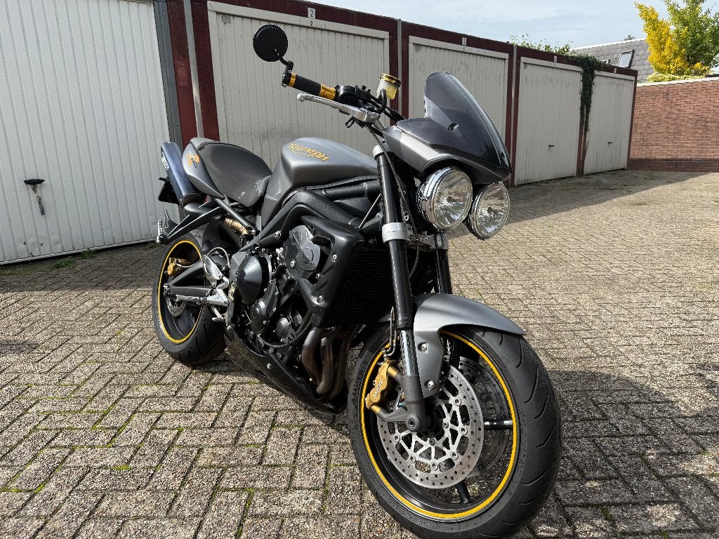 Triumph Street Triple 675 R - ZARD, Motoren, 675 cc, Sportuitlaat, Occasion, Motorrijbewijs A