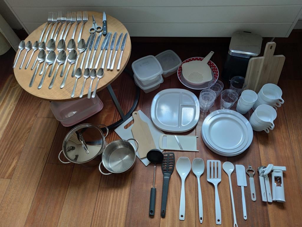 Compleet Mepal camping servies met bestek, wit, Caravans en Kamperen, Ophalen, Gebruikt