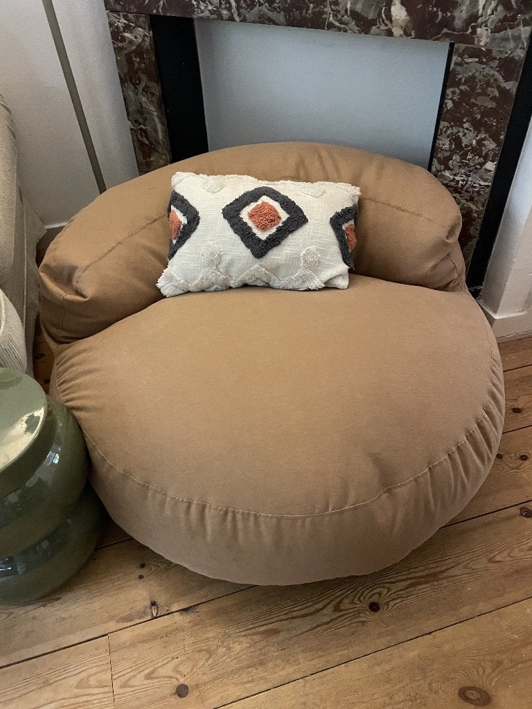 Toffe dikke bruine ronde zitzak / loveseat (nieuw), Huis en Inrichting, Ophalen, Nieuw, Bruin, Zitzakstoel