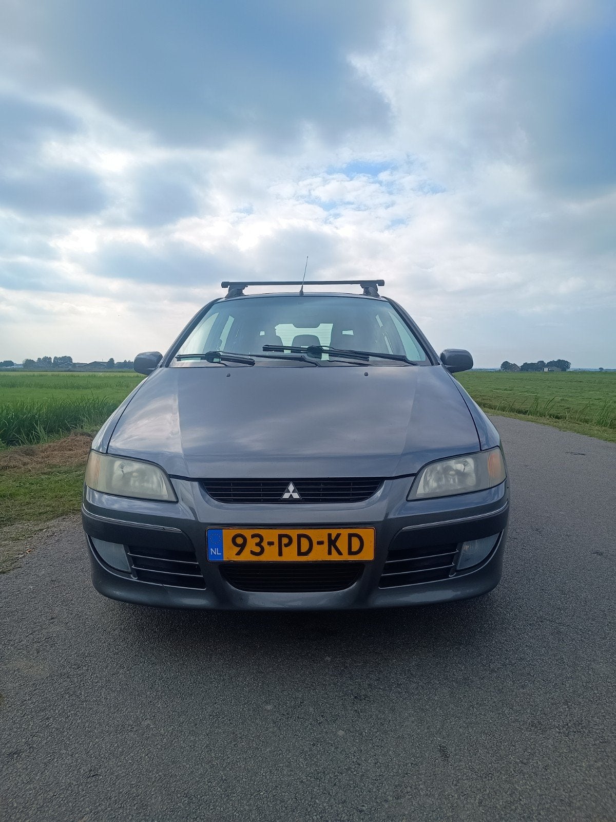 Mitsubishi Space Star 1.6 Shogun 2004 met apk t/m 09-12-27!, Auto's, Voorwielaandrijving, Stof, 4 cilinders, 1165 kg