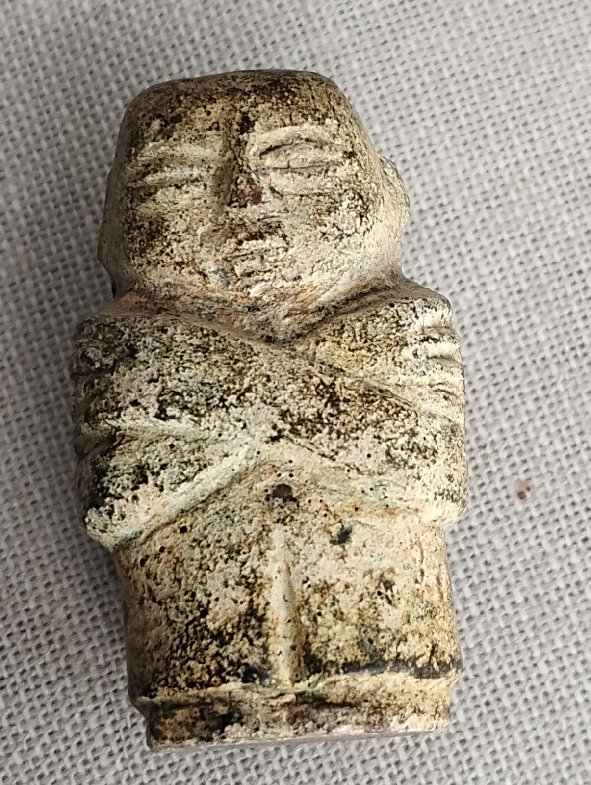Antiek klein beeldje Amulette precolombie steen, Ophalen of Verzenden, Zo goed als nieuw, Mens