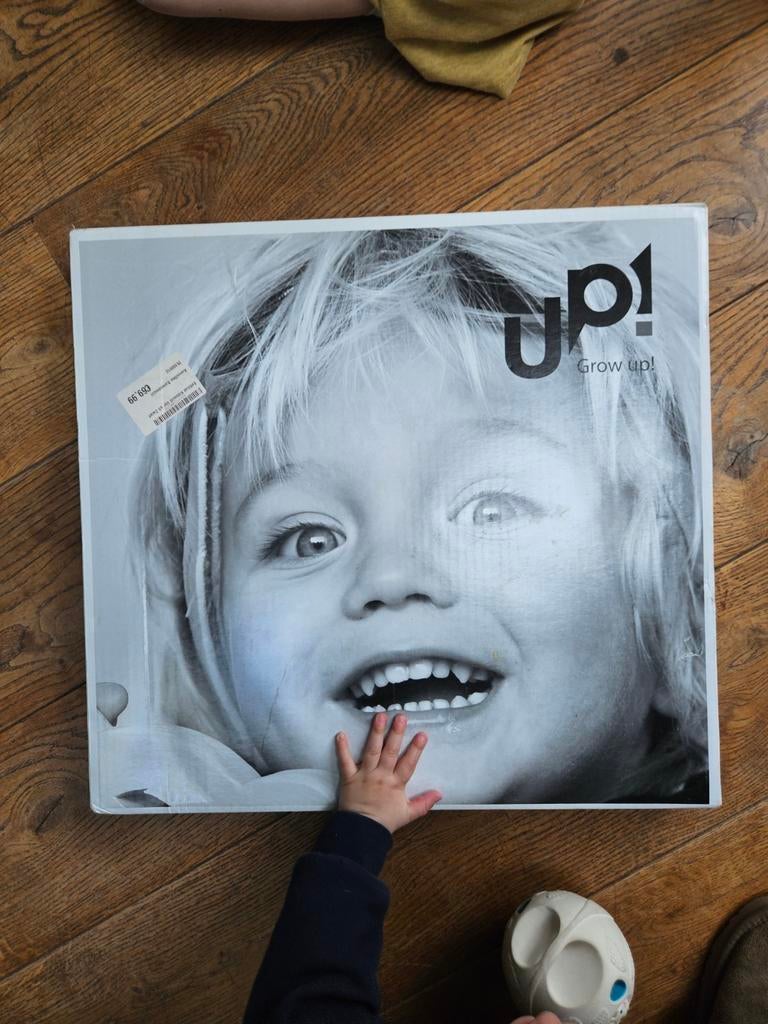 Kidsmill Up! Eetblad Zwart - Nieuw in doos, Ophalen of Verzenden, Nieuw, Overige typen, Afneembaar eetblad