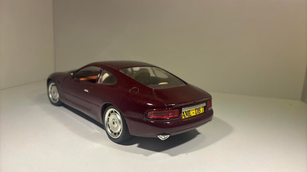 Aston martin db7 guiloy 1.18, Overige merken, Ophalen of Verzenden, A, A
