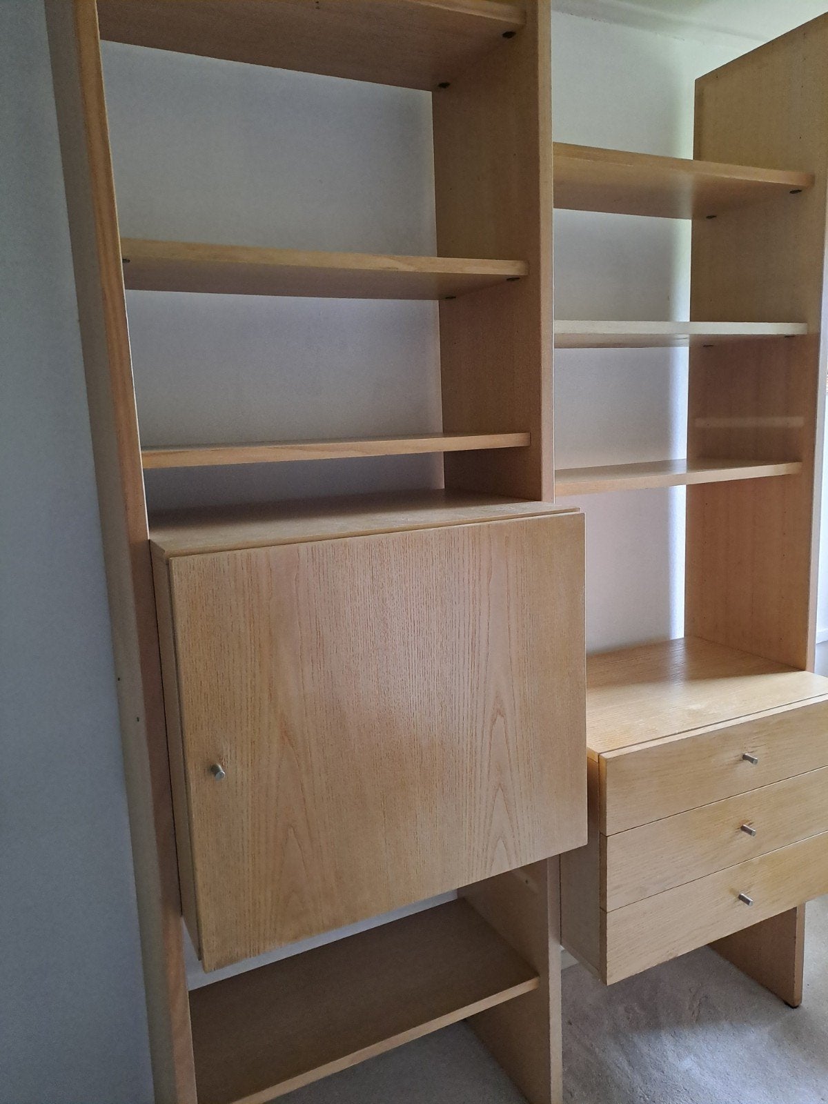 Houten boekenkast met lades en deur, Huis en Inrichting, Kasten | Boekenkasten, Ophalen, Gebruikt, 200 cm of meer, 25 tot 50 cm