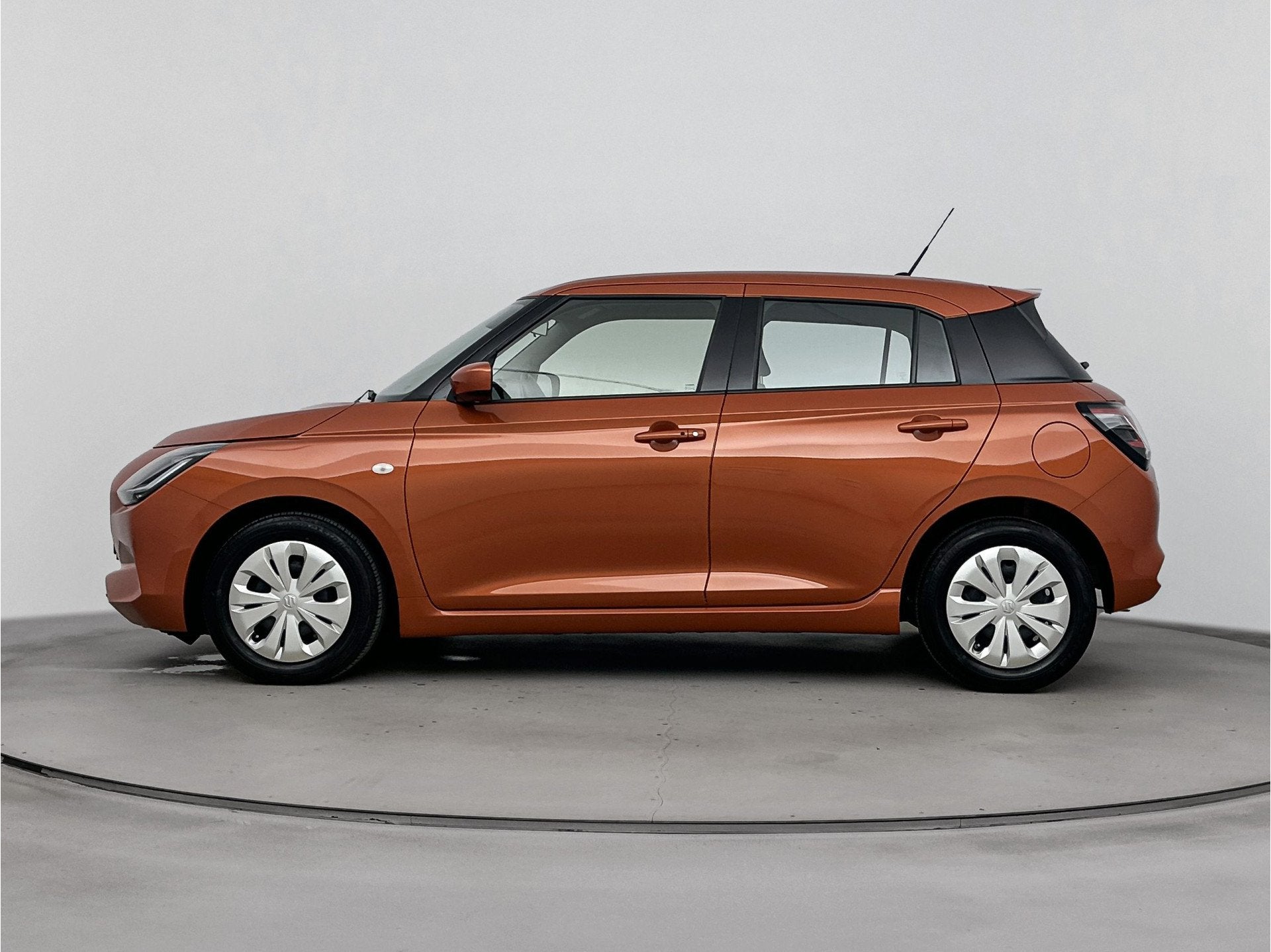 Suzuki Swift 1.2 Comfort Smart Hybrid | Navigatie | NL-Auto, Voorwielaandrijving, Stof, Gebruikt, Overige kleuren
