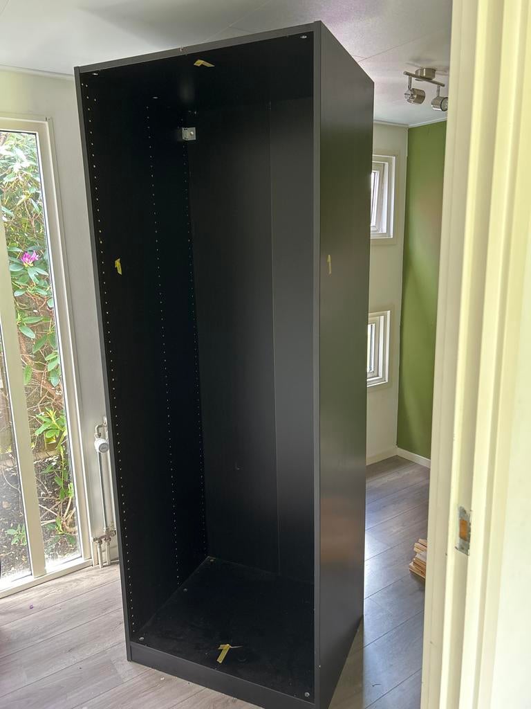 Pax kast basiselement zwart 75x200 cm zonder deuren, Ophalen, Met plank(en), Gebruikt, 50 tot 100 cm