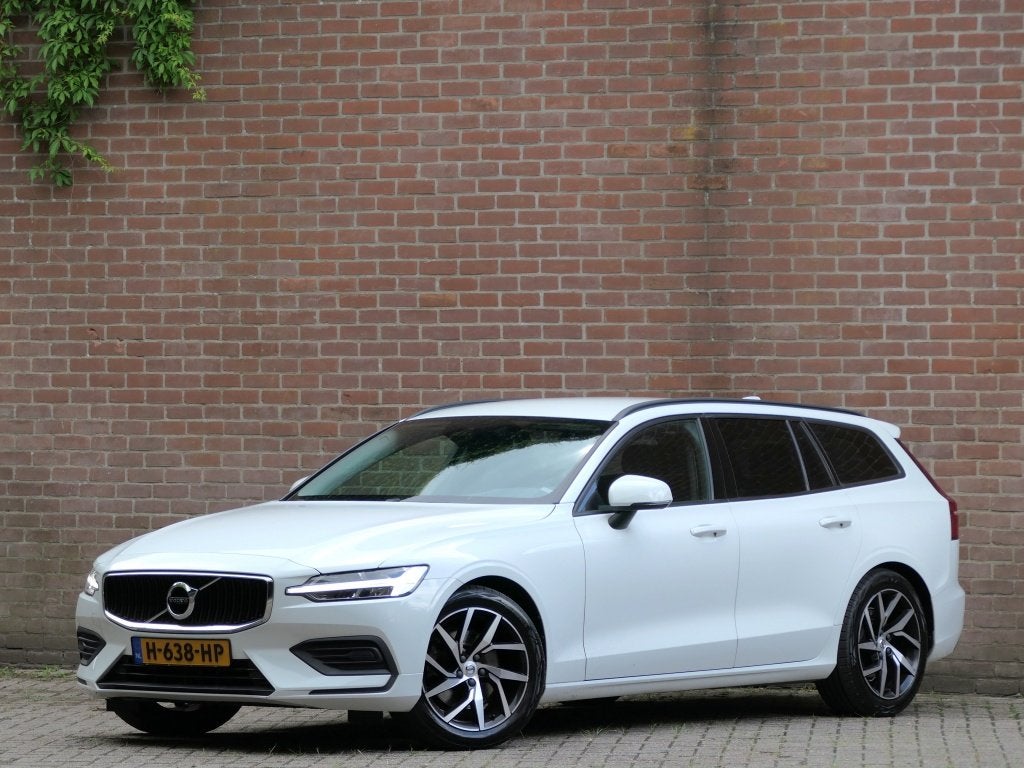 Volvo V60 T4 AUT Nieuwe Banden Polestar optimalisatie / DAB+, Auto's, Automaat, Stof, Euro 6, 4 cilinders