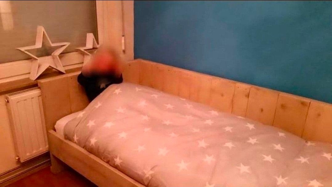 Steigerhouten bed met lattenbodem en matras, Ophalen, Gebruikt, 90 cm, Eenpersoons