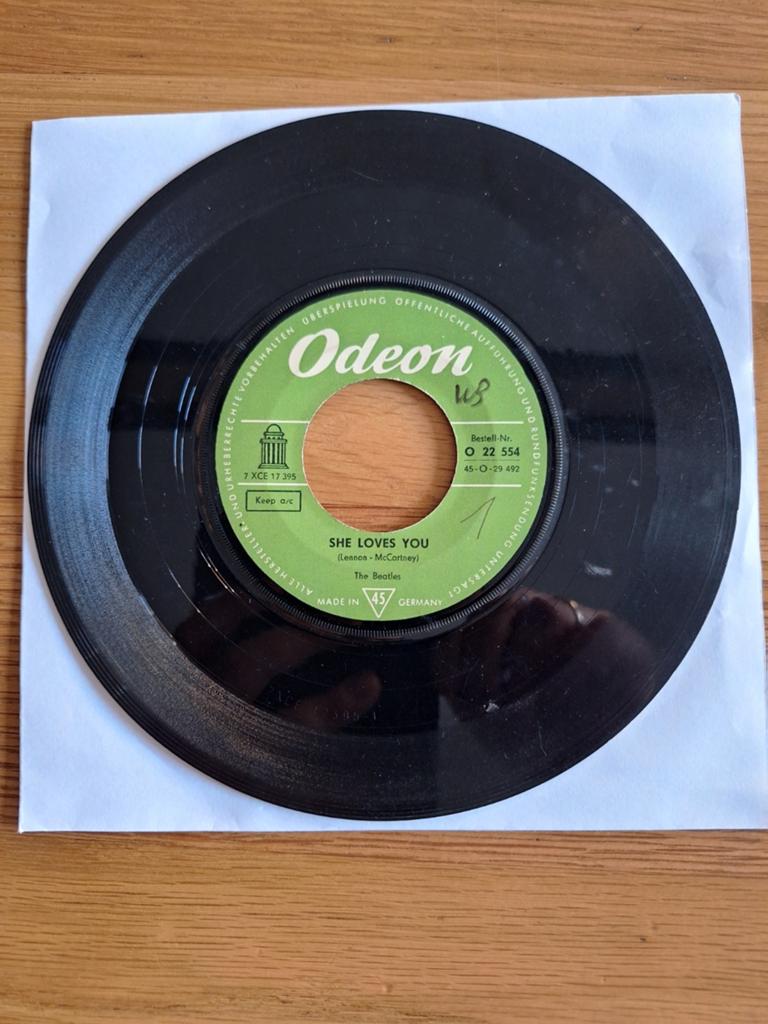 The Beatles - She Loves You - Vinyl Single (Odeon), Gebruikt, 7 inch, Single, Ophalen of Verzenden
