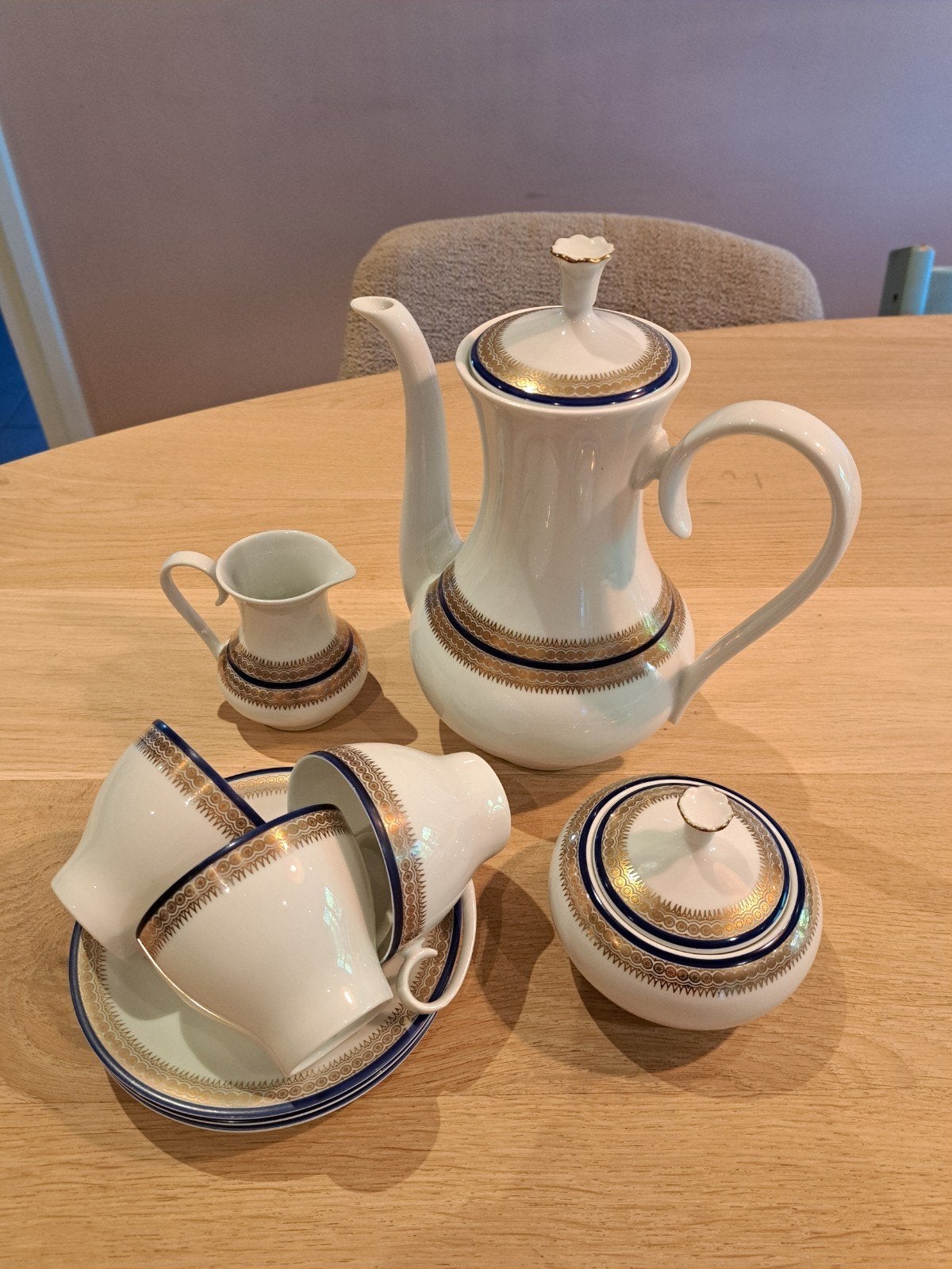 Bavaria Vohenstrauss Johann Seltmann Koffieservies, Overige merken, Ophalen of Verzenden, Overige stijlen, Kop(pen) en/of Schotel(s)