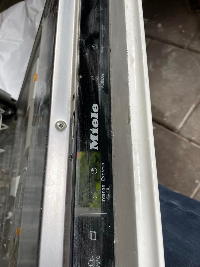 Miele Inbouw Vaatwasser met Automatische Dosering, Ophalen, Gebruikt, Minder dan 85 cm, 60 cm of meer