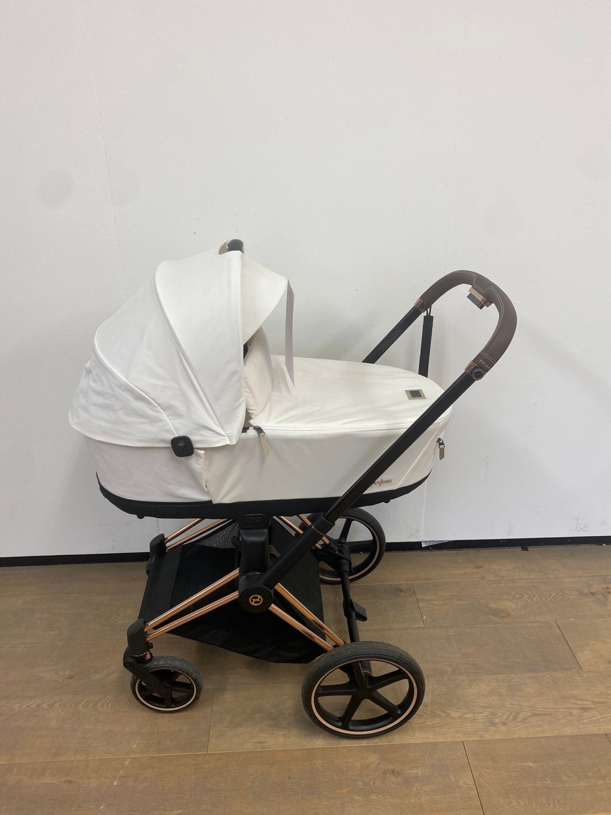 Cybex Priam 4 kinderwagen - 2 in 1 - Off white, Ophalen, Zo goed als nieuw