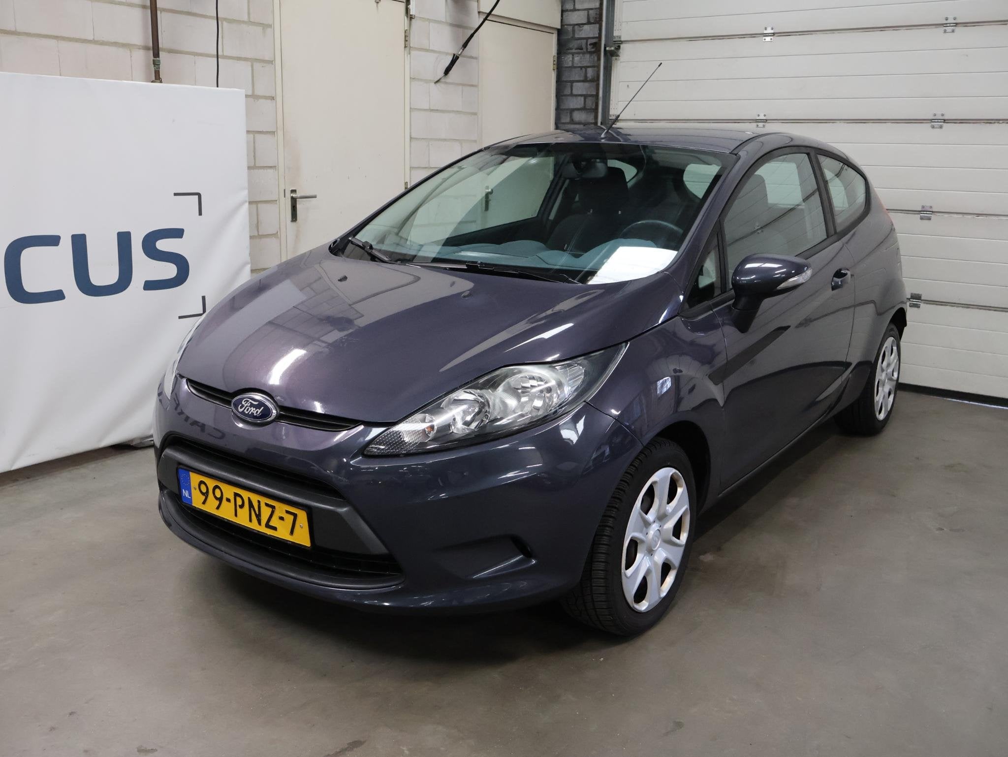 Ford Fiesta 1.25 Limited 2e eigenaar NAP Airco Cruise 03-27, Auto's, Voorwielaandrijving, Stof, Gebruikt, 4 cilinders