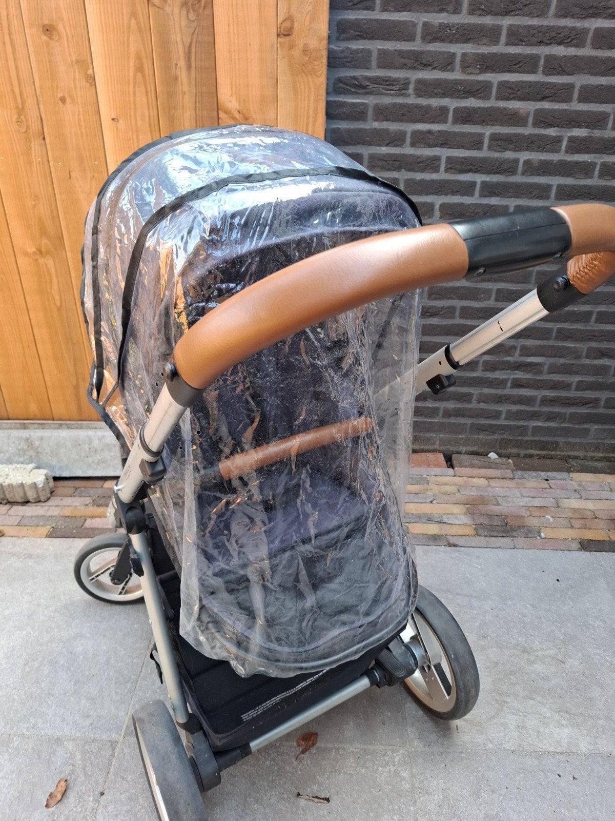 Foto 6 van Mutsy Traveller Combiwagen met Maxi-Cosi Rock Antraciet