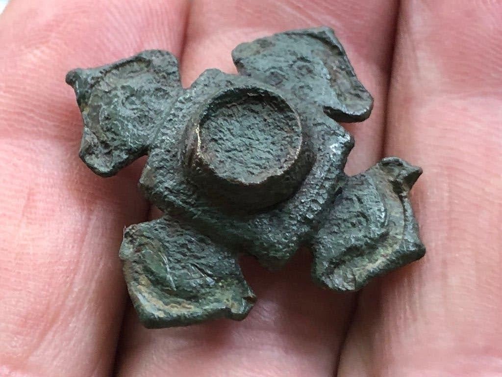 ROMEINSE kwadraat FIBULA mantelspeld zeldzaam bodemvondst, Antiek en Kunst, Antiek | Koper en Brons, Ophalen of Verzenden, Brons
