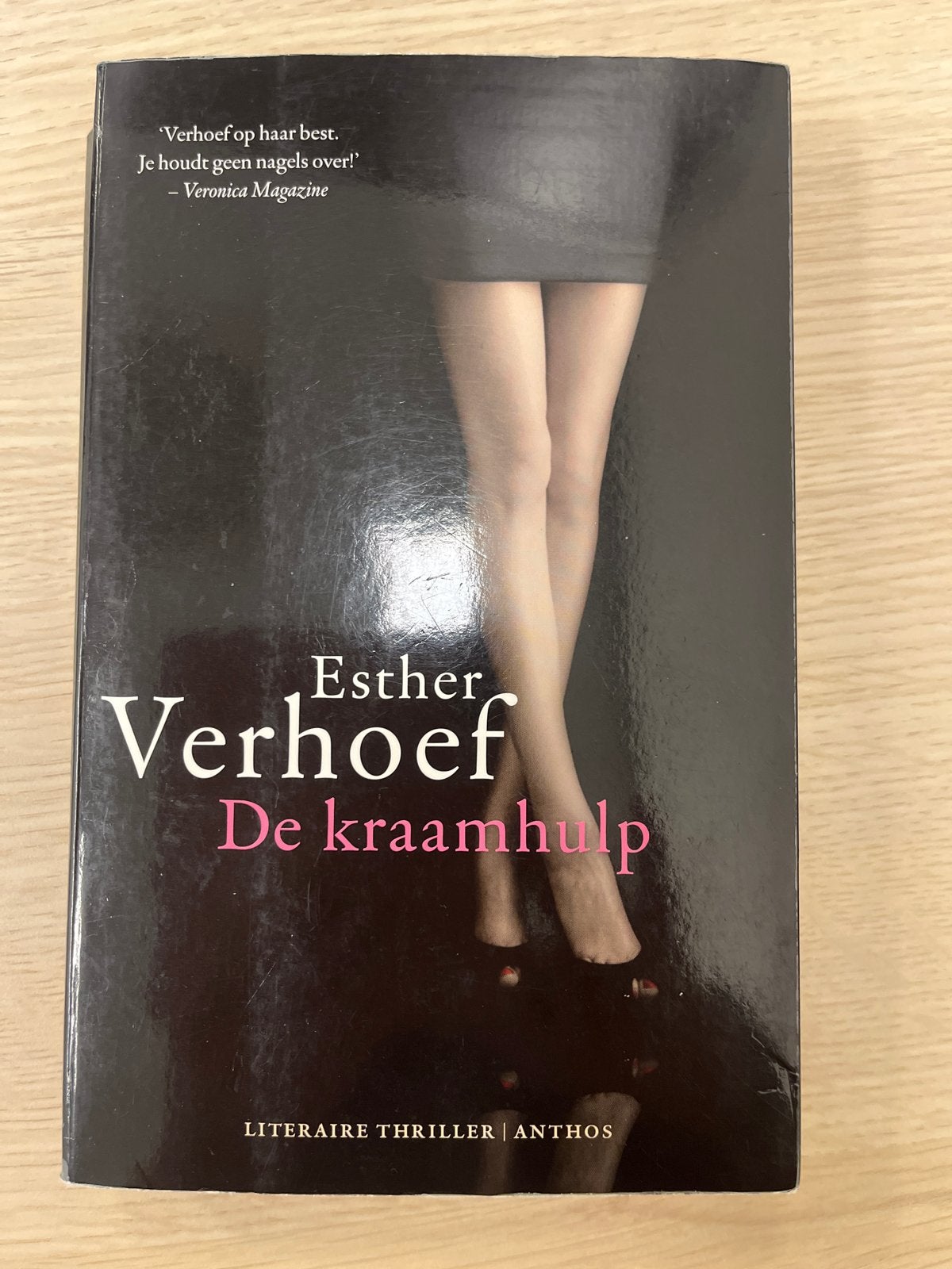 Esther Verhoef - De kraamhulp (Literaire thriller), Ophalen of Verzenden, Zo goed als nieuw, Nederland