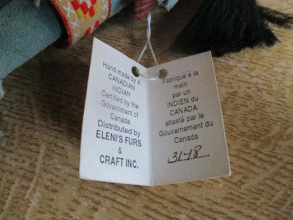 Indiaan pop Canada Eleni's Furs and Crafts suede, Ophalen of Verzenden