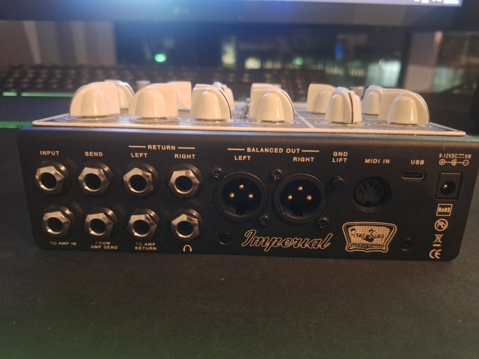 Foto 3 van Tone King Imperial Preamp - Gitaarvoorversterker