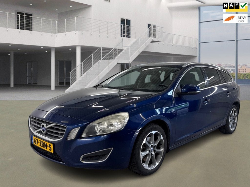Volvo V60 1.6 T3 Ocean Race, Voorwielaandrijving, Gebruikt, 4 cilinders, 150 pk