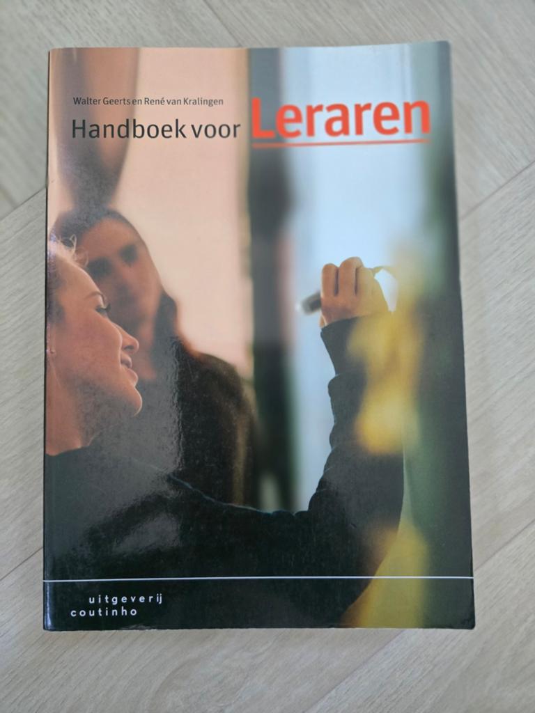 Handboek voor Leraren - Walter Geerts & René van Kralingen, Walter Geerts en René van Kralingen, Ophalen of Verzenden, Zo goed als nieuw