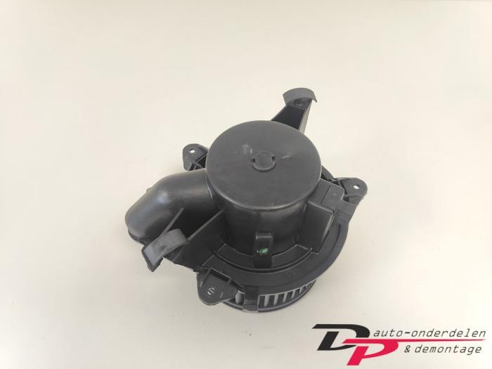 Kachel Ventilatiemotor van een Fiat Idea, Gebruikt, -, -, Ophalen of Verzenden