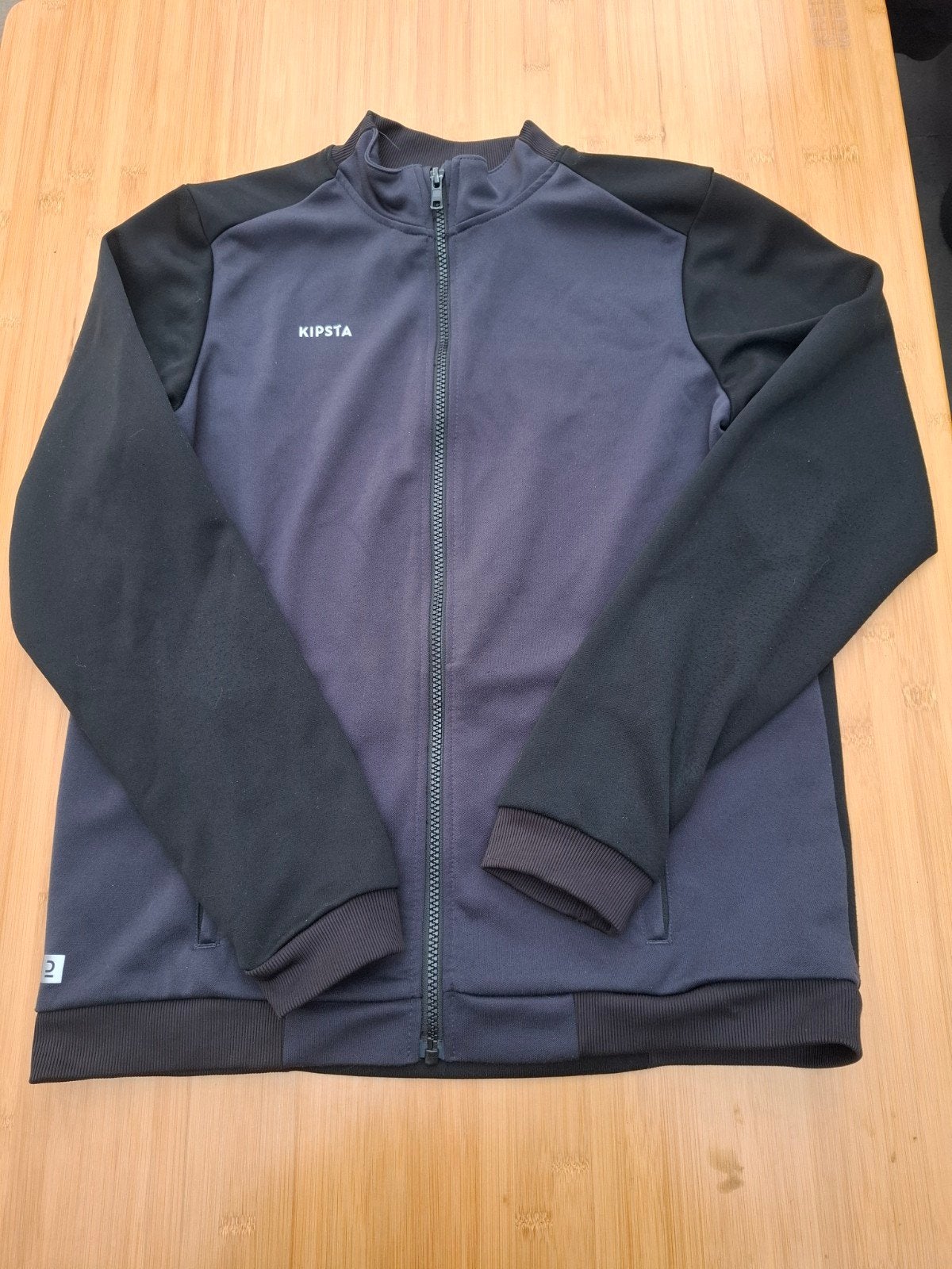 2x trainingsjas maat 158-164, Ophalen, Sport- of Zwemkleding, Decathlon, Zo goed als nieuw