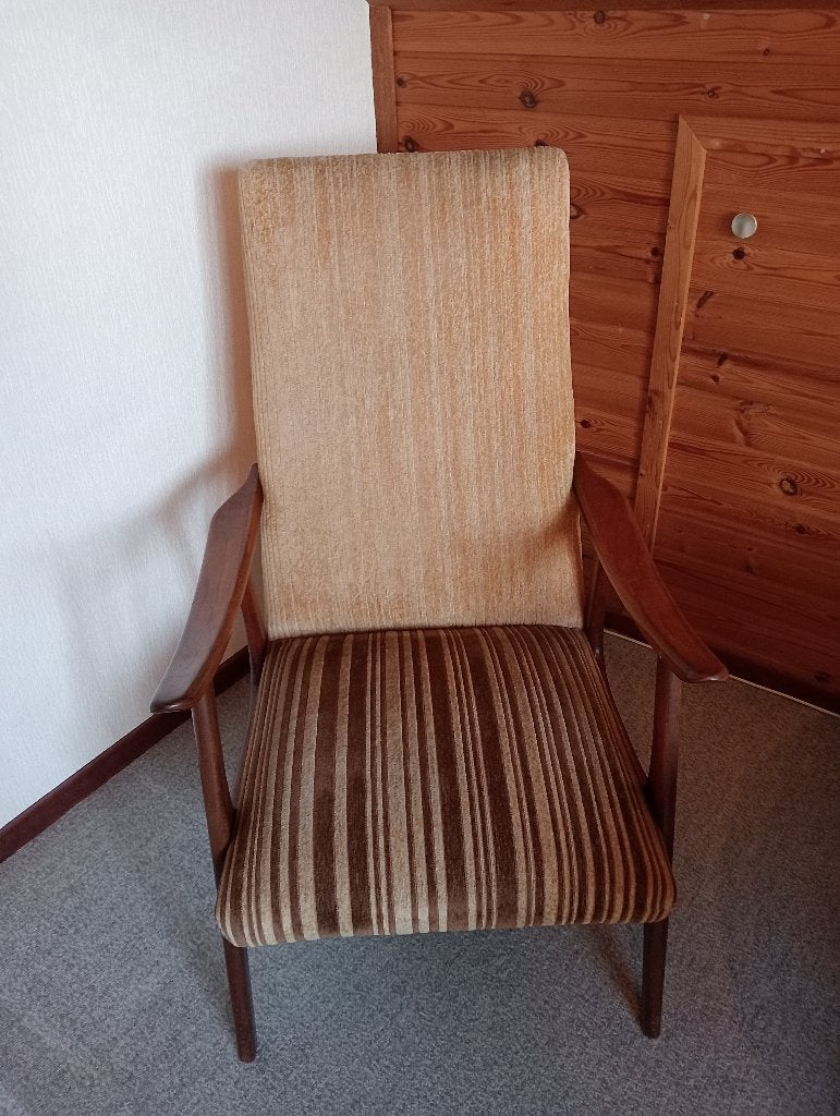 2 Klassieke stoelen, Huis en Inrichting, Ophalen, Gebruikt, Twee, Klassiek