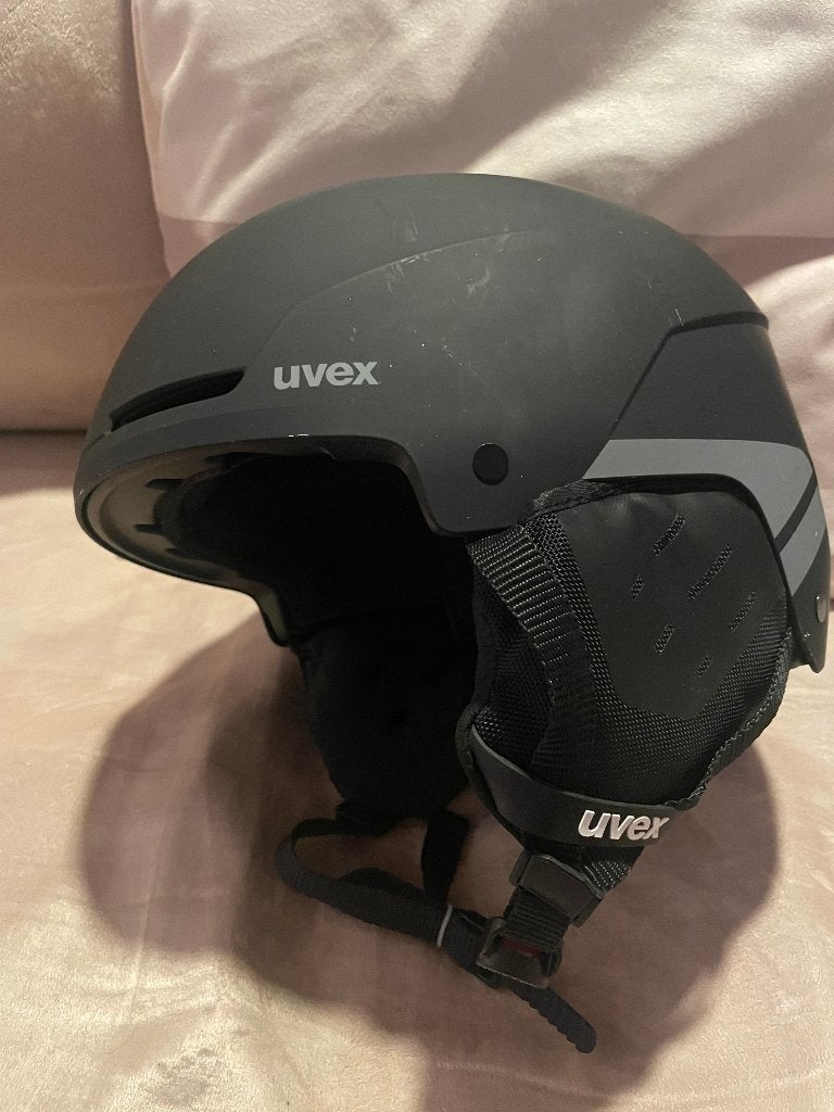 skihelm, zwart, maat tot 63, Hobby en Vrije tijd, Ophalen, Zo goed als nieuw